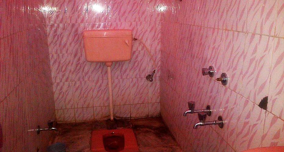 Shalimar Lodge, Jammu 5